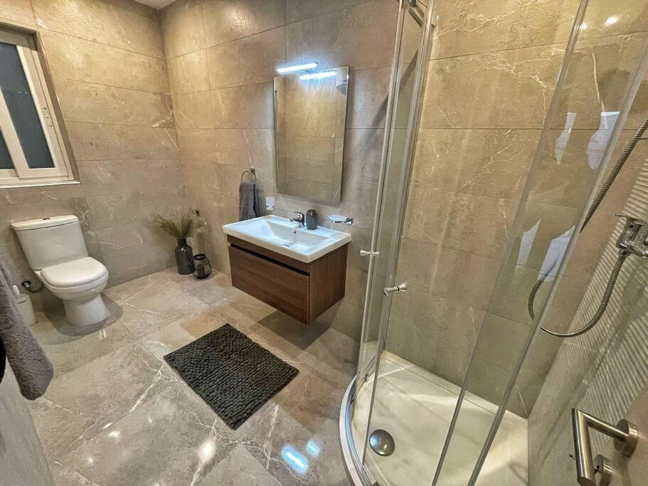Modern 1 Bedroom Apartment 400M Away From The Sea St. Paul's Bay Buitenkant foto